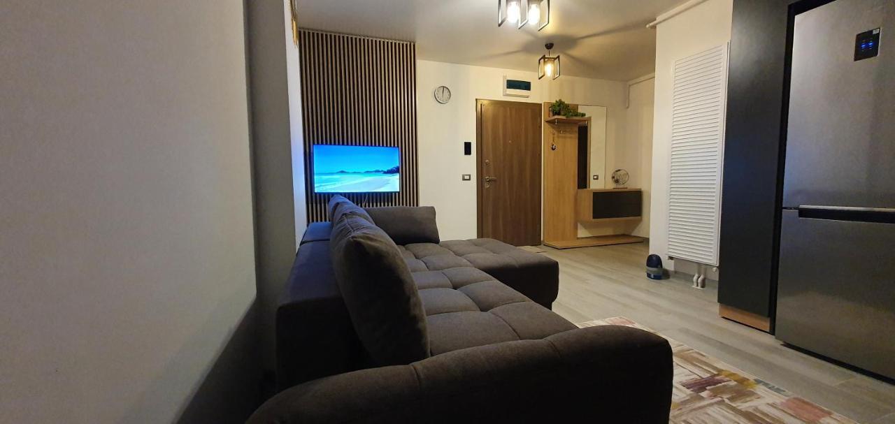 Helin Apartament By Alezzi N10 Năvodari Εξωτερικό φωτογραφία